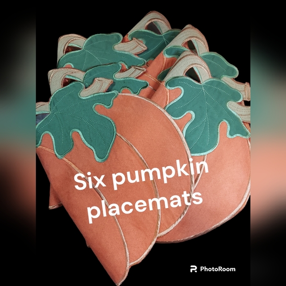 Croft & Barrow Placemats Six Pumpkins, Harvest, Two Leaves - Picture 8 of 11